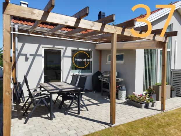 Pergolamarkis vid uteplats i Bjärred – Projekt nr 37