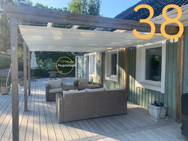 Pergolamarkis vid uteplats i Nacka – Projekt nr 38