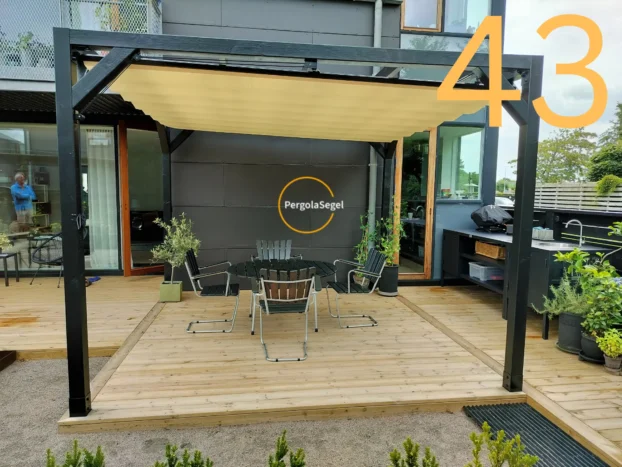 Pergolamarkis vid uteplats i Viken – Projekt nr 43