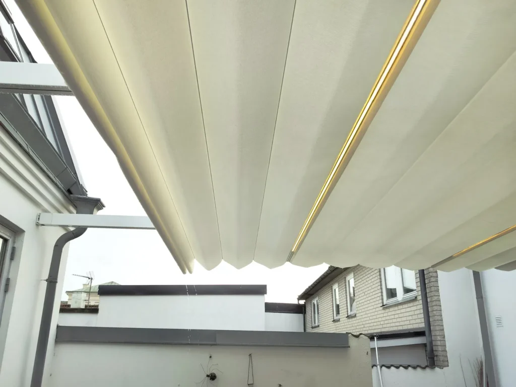 LED belysning pergolamarkis 3 - pergolasegel.se
