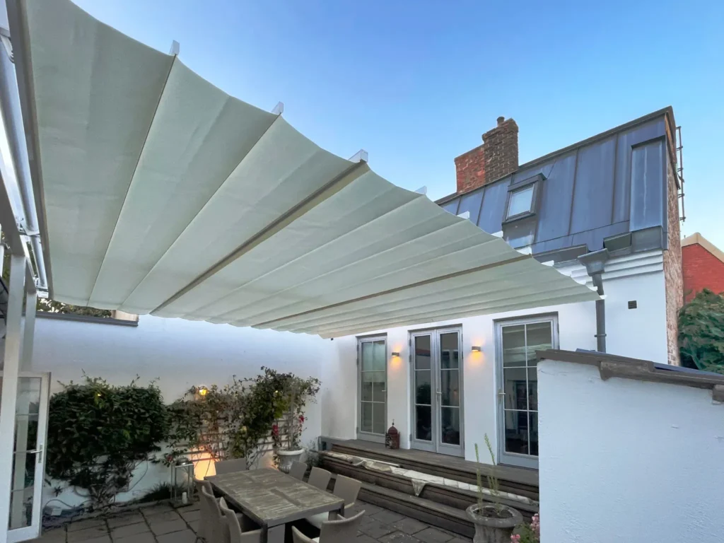 LED belysning pergolamarkis 4 - pergolasegel.se